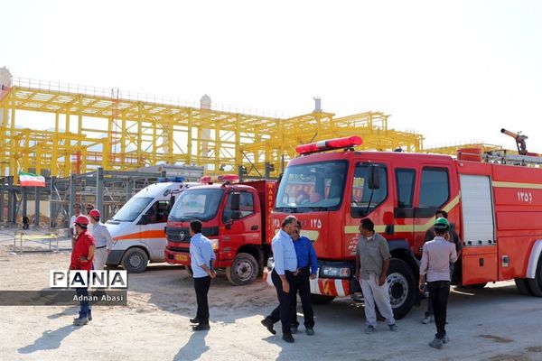 بازدید اسحاق جهانگیری از پالایشگاه های شهرستان مُهر