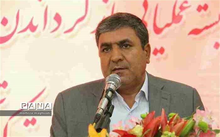 مدرسه نقش اصلی و اساسی در کاهش آسیب های اجتماعی جامعه دارد