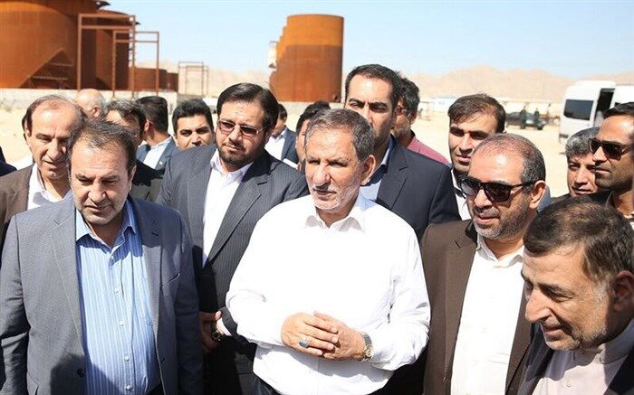 اسحاق جهانگیری از پروژه های مهم صنعتی جنوب فارس بازدید کرد
