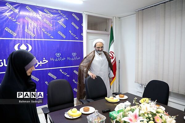 بازدید رئیس سازمان پژوهش و برنامه ریزی آموزشی آموزش و پرورش از خبرگزاری پانا