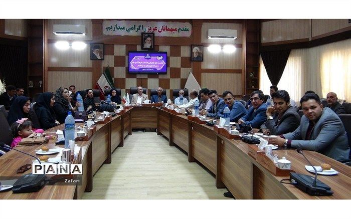 نشست اصحاب فرهنگ،هنرورسانه بافرماندارشیروان