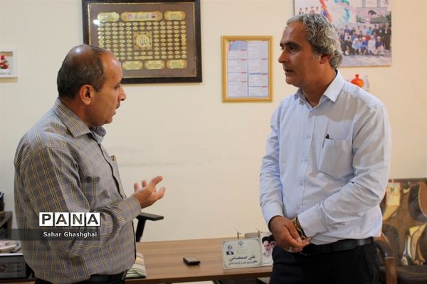 بازدید کارشناسان اداره‌کل آموزش و پرورش  و سازمان دانش آموزی استان بوشهراز پایگاه‌های اوقات فراغت تابستانی دانش آموزان منطقه آب پخش