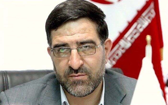احمد امیر آبادی: تاکسی اینترنتی مشکل اساسی حوزه حمل و نقل کشور است