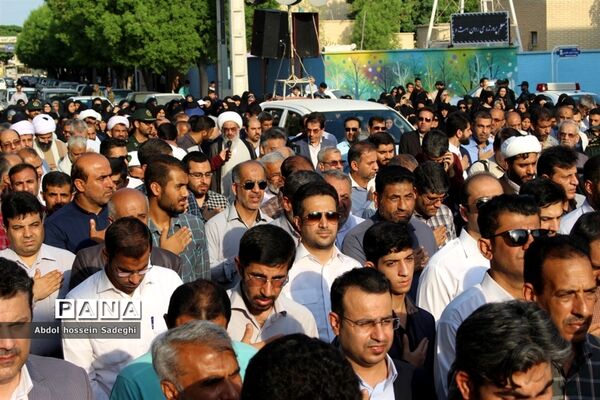 تشییع پیکر مطهر شهید غلامرضا سلیمی در بوشهر