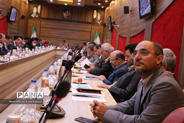 نشست شورای معاونان اداره‌کل و روسای ادارات آموزش و پرورش شهرستان‌های استان تهران
