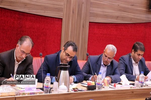 نشست شورای معاونان اداره‌کل و روسای ادارات آموزش و پرورش شهرستان‌های استان تهران