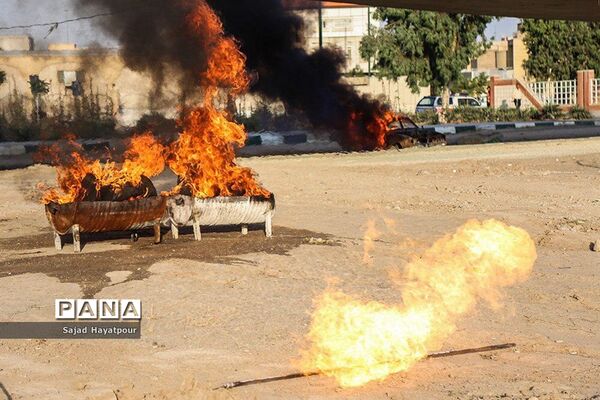 مانور عملیاتی کنترل و اطفاء حریق در میدان ۷۲ تن