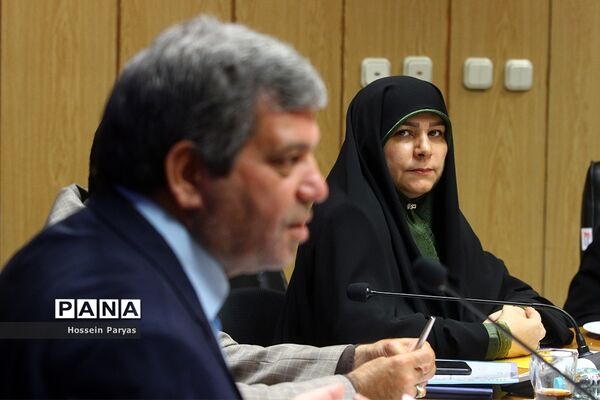 دیدار نمایندگان نهمین دوره مجلس دانش آموزی با سرپرست وزارت آموزش و پرورش