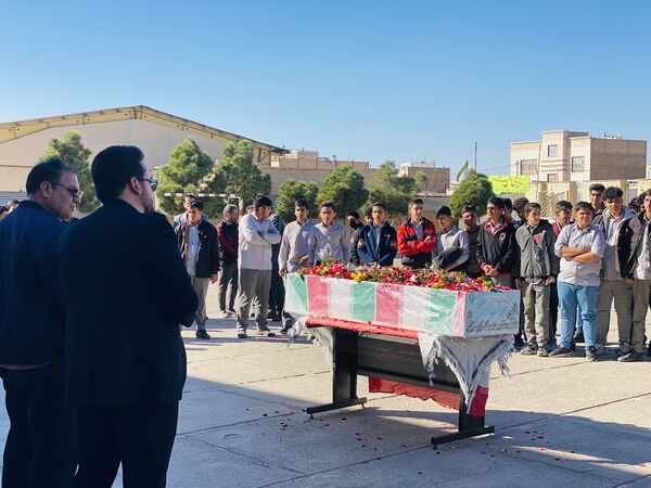 مراسم استقبال از شهید گمنام در شهرستان مه‌ولات