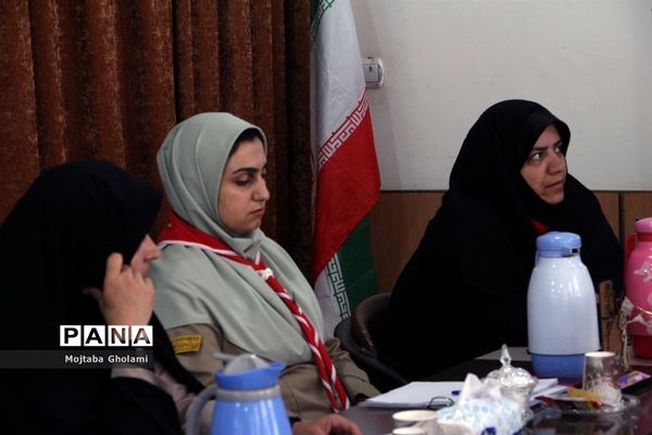 کارگاه آموزشی رابطین سامانه ملی نظارت برتهیه و توزیع لباس فرم دانش‌آموزان