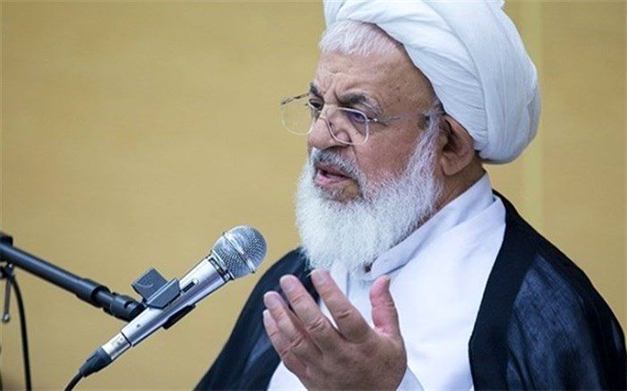 نماینده ولی فقیه وامام جمعه یزد: خبرنگاران زمینه ساز بصیرت و اگاهی افراد جامعه اند