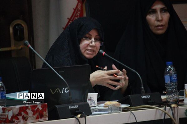 نشست تخصصی  حجاب بانوان آموزش و پرورش آذربایجان شرقی