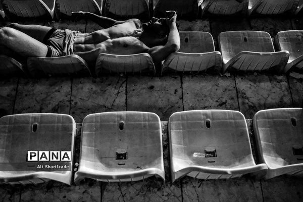 رقابت های انتخابی تیم ملی کشتی فرنگی امید