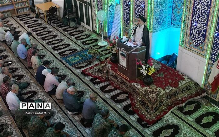 امام جمعه  خاورشهر: انقلاب  اسلامی در حقیقت میراث امام هشتم (ع)است