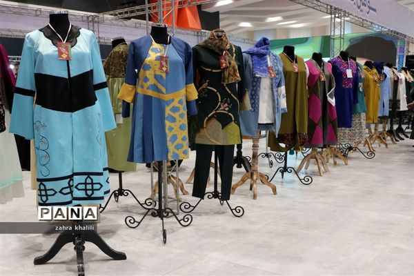 آیین گشایش مد و لباس ایرانی