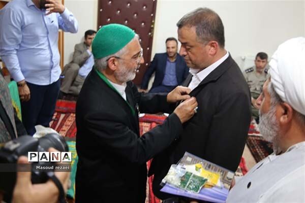 استقبال مردم شهرستان میانه از خادمان و حاملان پرچم متبرک رضوی