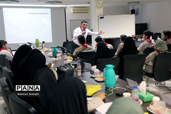اولین نشست هیات‌ رئیسه مجامع اعضا و مربیان کشور