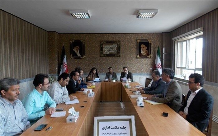 برگزاری کارگاه آموزشی توجیهی مدیران مدارس با عنوان "سلامت اداری" در شهرستان سرعین