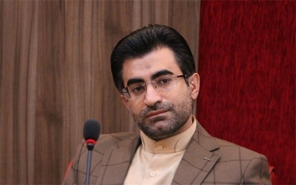 رییس اداره حقوقی ، املاک و حمایت قضایی اداره کل آموزش و پرورش شهرستان های استان تهران خبر داد: آموزش ویژه حقوق شهروندی در مدارس استان