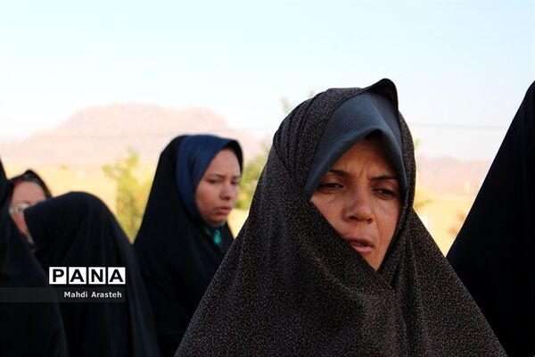 ورود کاروان زیرسایه خورشید به شهرستان دیارگل‌های نرگس استان خراسان جنوبی