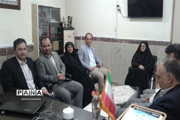 بازدید فرماندار شهرستان ملارد از اردوگاه شهید منتظری شهریار