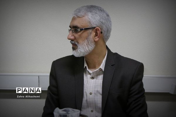 جلسه مربیان متخصص پیشتاز اردوی ملی دانش‌آموزی