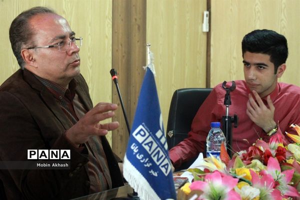 دیدار و گفت‌و‌گوی صمیمی خبرنگاران پانا با شهرام دبیری رئیس کمیسیون فرهنگی شورای شهر تبریز