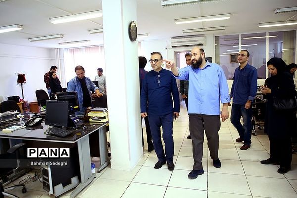 بازدید رئیس مرکز روابط عمومی وزارت ارتباطات از خبرگزاری پانا