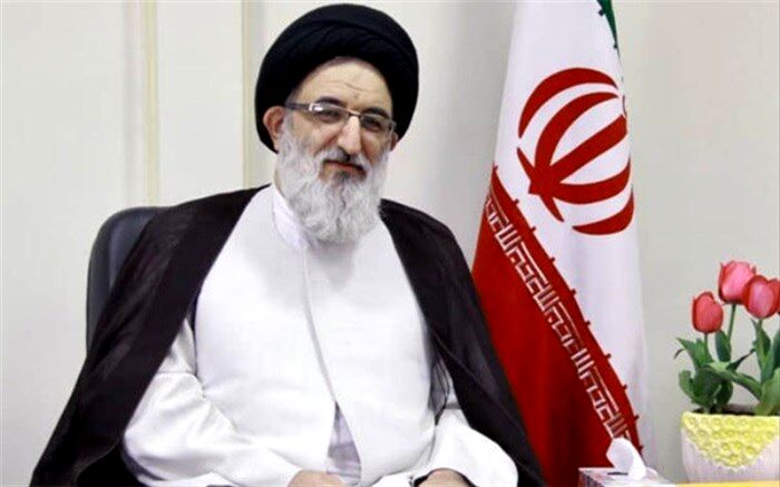 آیت‌الله حسینی همدانی : رأی مردم زیر بنای اداره امور کشور است