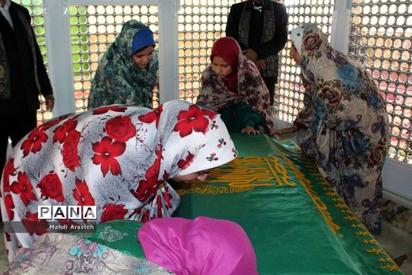 کاروان زیرسایه خورشید خراسان جنوبی در آخرین روز سفرخود به شهرستان سربیشه رسید