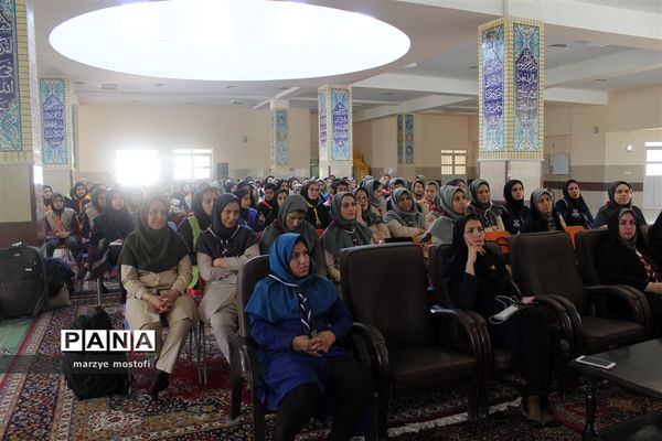 برگزاری نخستین روز از اردو استانی دانش آموزان پیشتاز دختر فارس