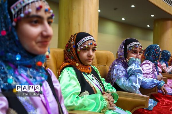 نوزدهمین کنگره ملی پرسش مهر ریاست جمهوری
