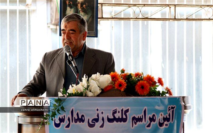 قمی: مدرسه سازی باقیات و صالحات است