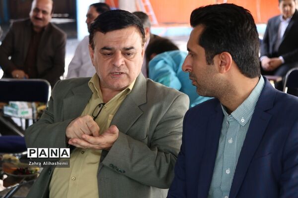 مراسم کلنگ زنی دبستان شهید ادیبی در منطقه 14
