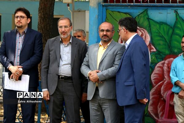 مراسم کلنگ زنی دبستان شهید ادیبی در منطقه 14