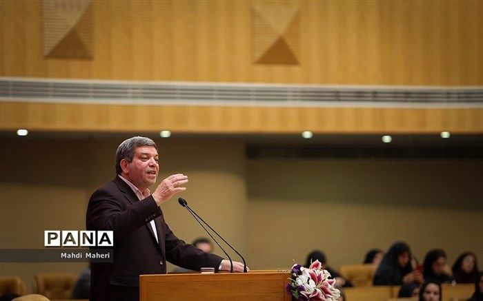 سرپرست وزارت آموزش‌و‌پرورش: دانشجومعلمان مشمول دریافت حداقل حقوق می‌شوند