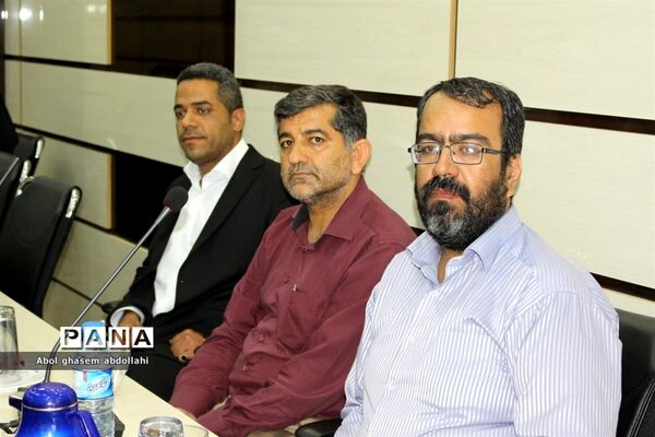 تودیع و معارفه سرپرست معاونت توسعه و پشتیبانی اداره کل آموزش و پرورش استان بوشهر