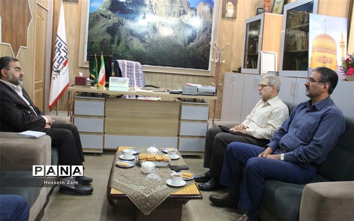 تکمیل  درمانگاه دیابت با استفاده از پتانسیل خیری شهرستان تفت جهت بهره‌برداری سریع تر