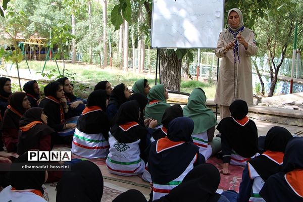 مهارت‌های تشکیلاتی پیشتازان دختر استان یزد