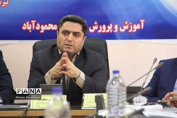 جلسه کارگروه تبیین سیاست‌های اجرایی سند تحول بنیادین غرب مازندران