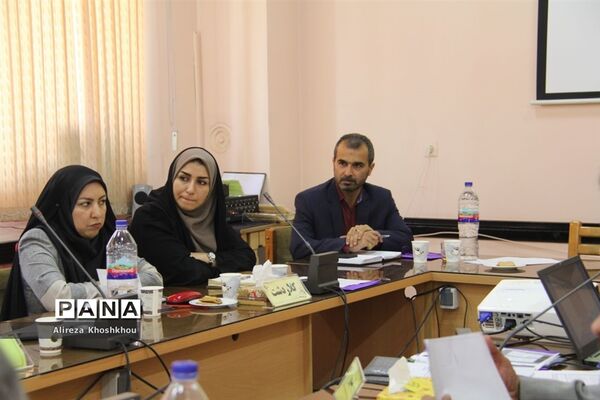 جلسه کارگروه تبیین سیاست‌های اجرایی سند تحول بنیادین غرب مازندران