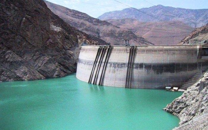 اجرای عملیات بند سنگی ملاتی در شهرستان آباده