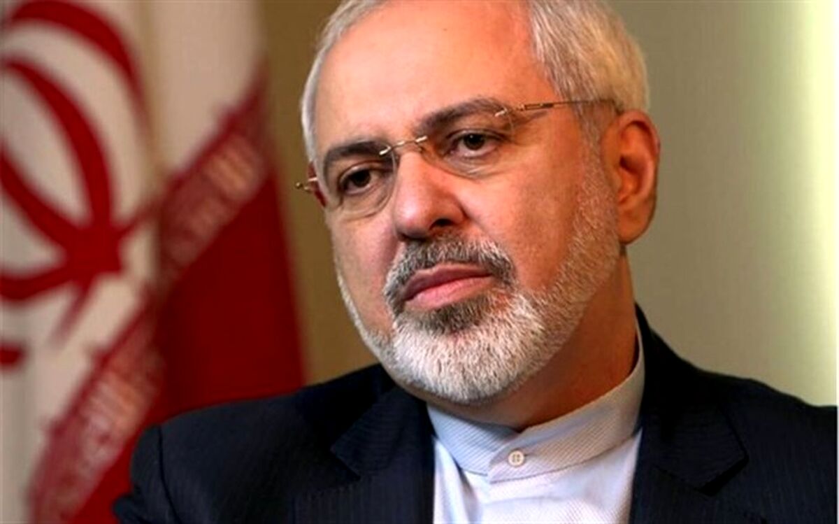 ظریف: آمریکا دست از فروش سلاح به افراد مشابه صدام بردارد