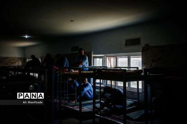 بازدید خبرنگاران از مرکز درمان اعتیاد ماده 16