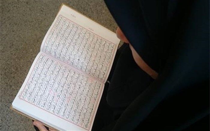 جوانان، قدر دوران جوانی خود را بدانند و با قرآن مأنوس باشند