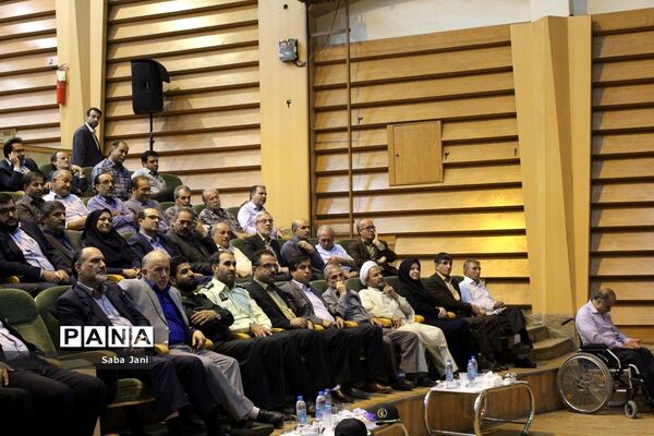 مراسم تودیع و معارفه مدیرکل فرهنگ و ارشاد اسلامی استان همدان