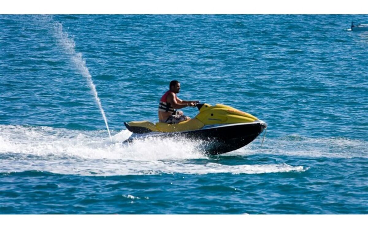 برخورد دو جت اسکی در چالوس حادثه آفرید
