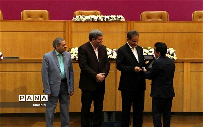 درخشش فرهنگیان و دانش آموزان گلستانی در پرسش مهر