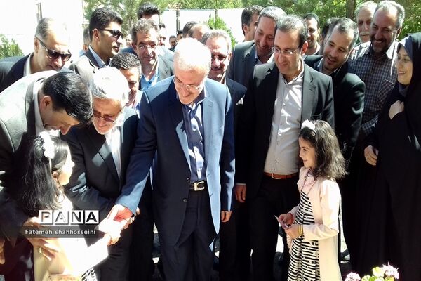 سفر وزیر بهداشت، درمان و آموزش پزشکی کشور به شهرستان فیروزکوه