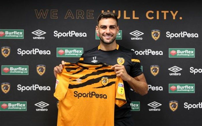 مدافع ایرانی به تیم مشهور انگلیسی پیوست